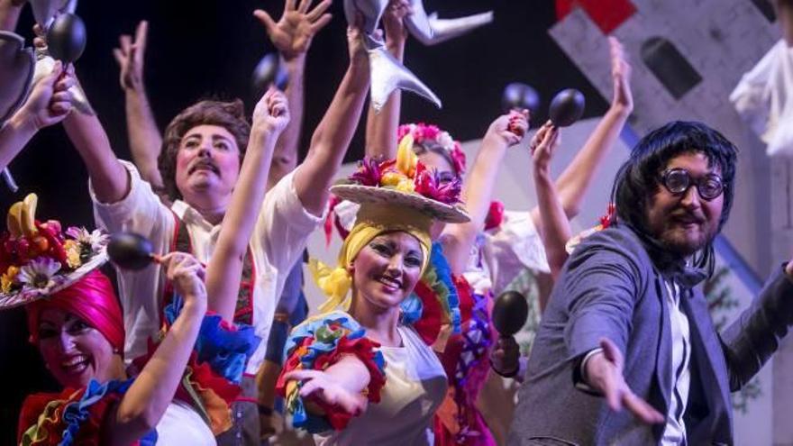 Doce comisiones pasan a la final de los playbacks en sección adulta