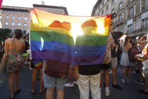 Les agressions físiques a persones LGTBI van pujar un 20% el 2022 a Catalunya