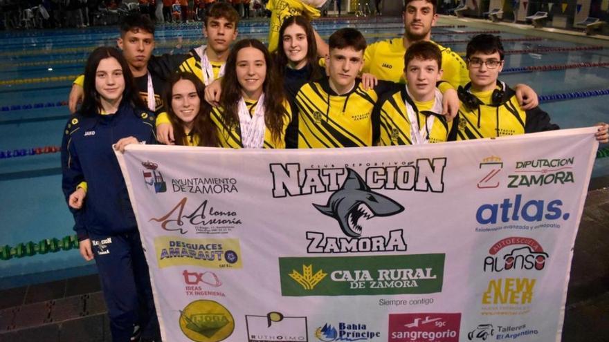 Más actividad estival para el Natación Zamora