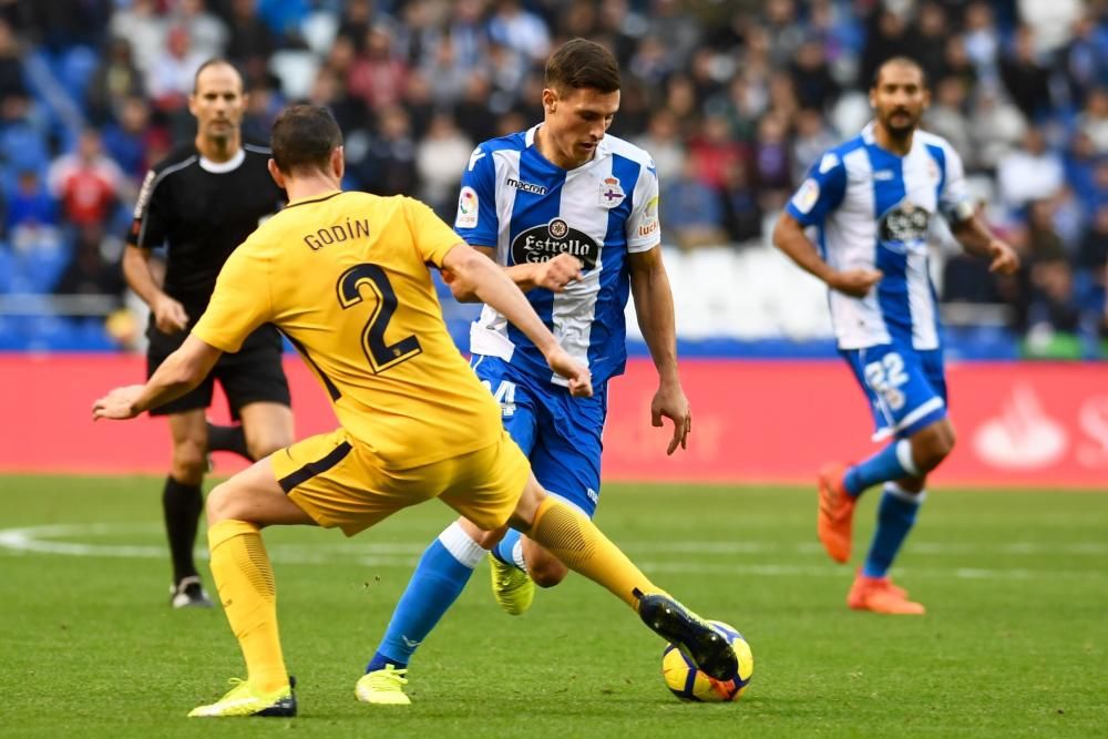 El Dépor cae en el descuento ante el Atlético