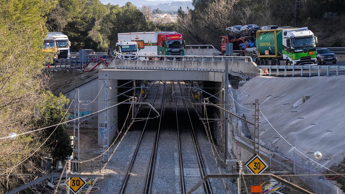 Accidente mortal de tren en Gelida: así está la zona un mes después