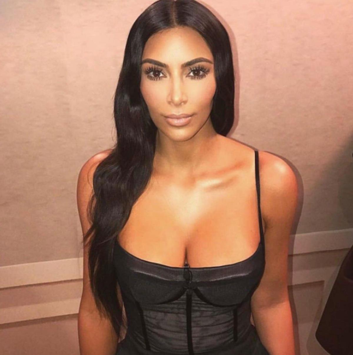 Pelo suelto, el favorito de Kim Kardashian