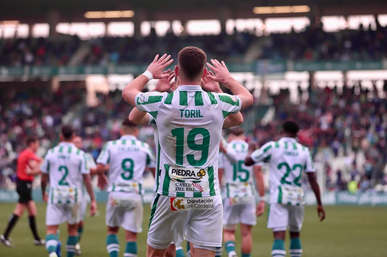 Córdoba CF-Intercity: las imágenes del partido en El Arcángel