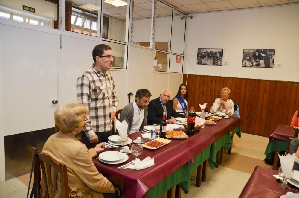 Comida solidaria por las fiestas del Rosario