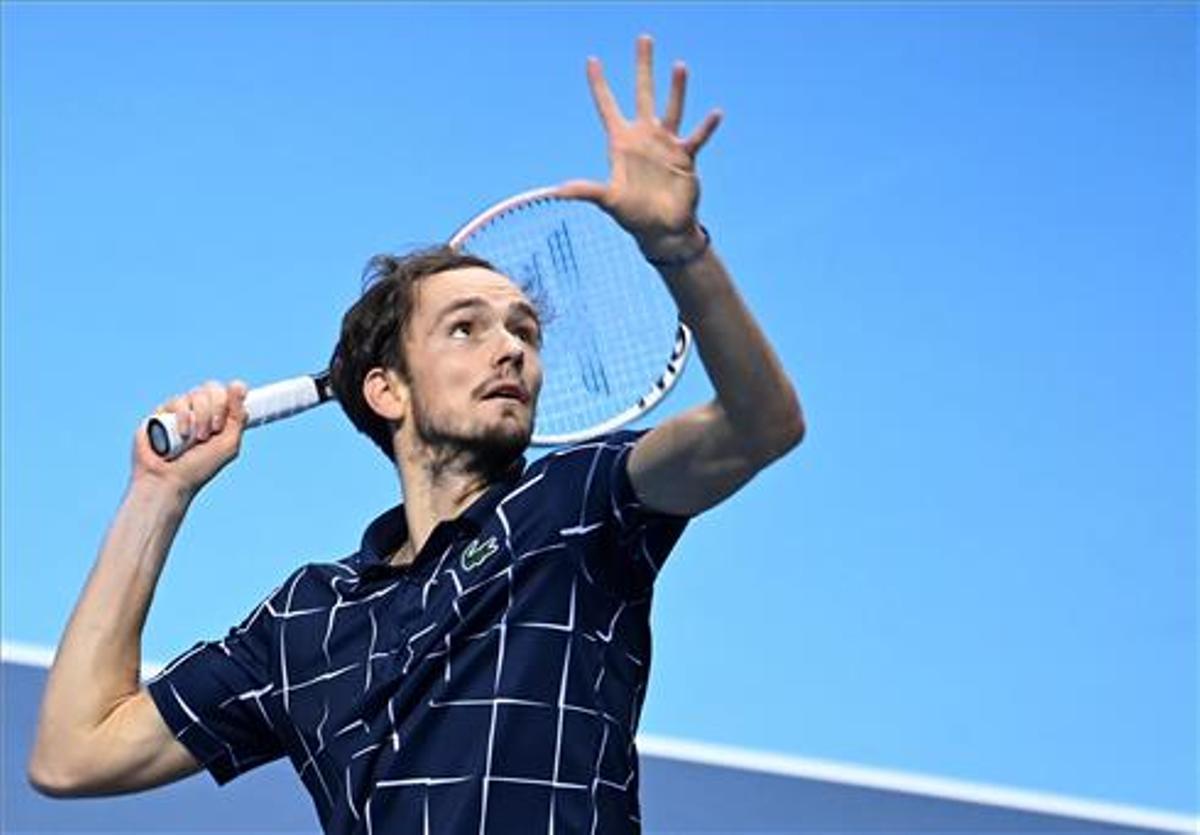 Medvédev pren el número 2 mundial a Nadal Medvédev pren el número 2 mundial a Nadal
