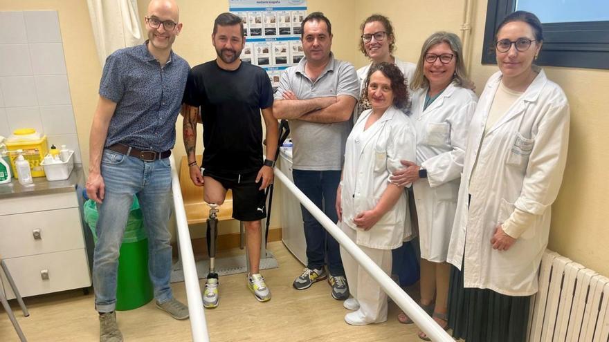 Cirugía pionera en el CHOP: primera implantación en Galicia de una prótesis osteointegrada