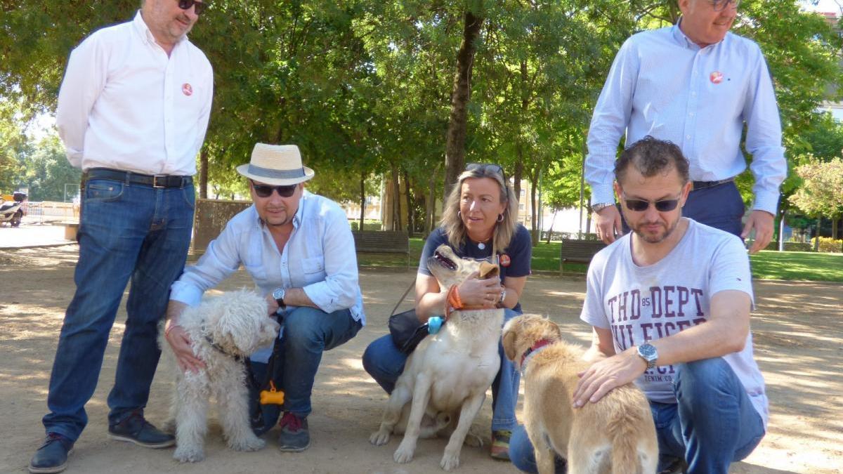 Ciudadanos apuesta por una Córdoba adaptada a las mascotas