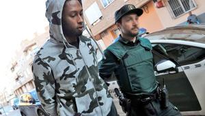 GRAF6864 LIRIA(Comunidad Valenciana), 22/02/2017. El jugador del Villarreal, Rubén Semedo, a su llegada esta mañana al juzgado número 6 de Lliria (Valencia). Semedo, de 23 años y nacionalidad portuguesa, ha sido detenido por la Guardia Civil por un presunto delito de lesiones y de detención ilegal. EFE/Manuel Bruque