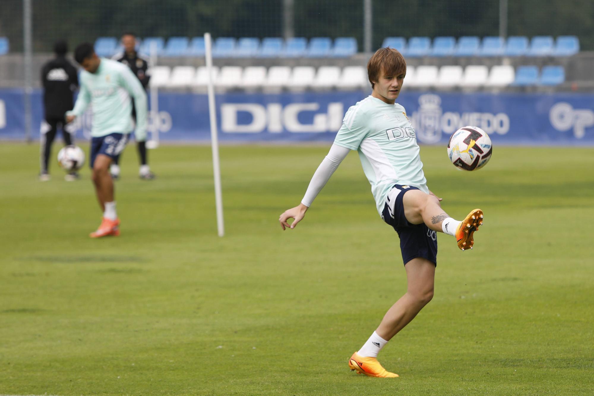 EN IMÁGENES: entrenamiento del Oviedo