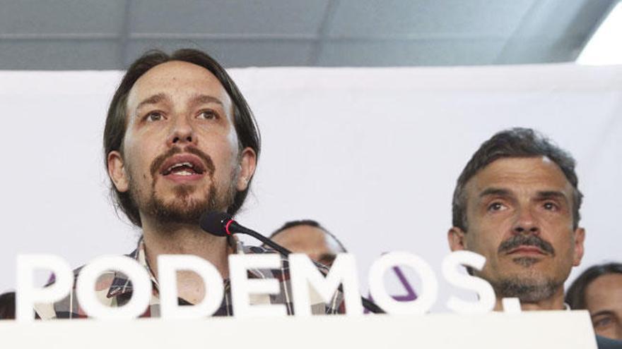 Pablo Iglesias y José Manuel López, de Podemos.