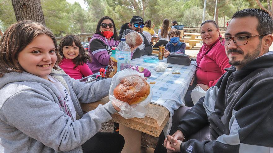 Lunes de Pascua y mona con chocolate al aire libre en la Vega Baja