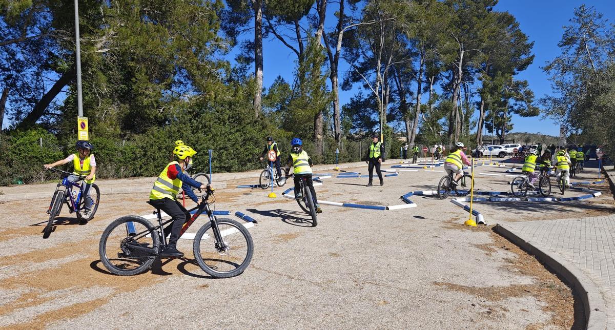 FOTOS | Un taller de educación vial para una movilidad segura, en imágenes