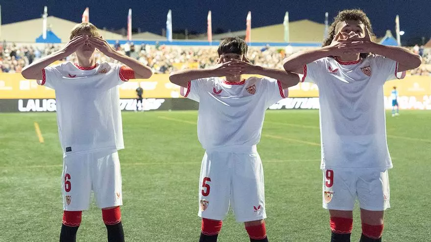 El doblete de David Rosa en la final de LaLiga FC Futures