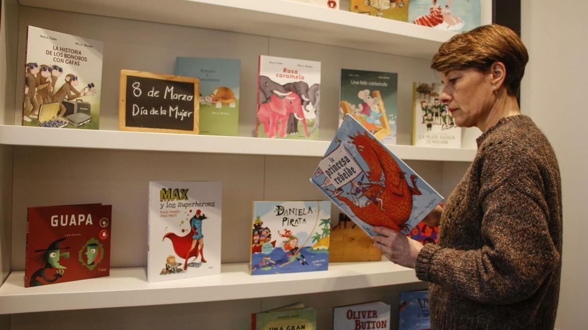 Exposición de libros en "La Factoría de los Sueños"