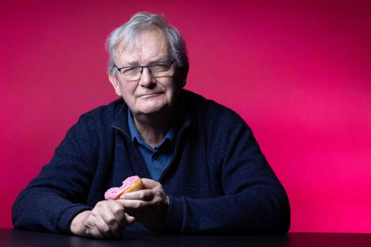 Mor el fotògraf Martin Parr, cronista irònic de la quotidianitat