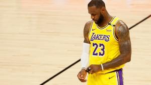 Lebron James (126,9 millones de dólares)