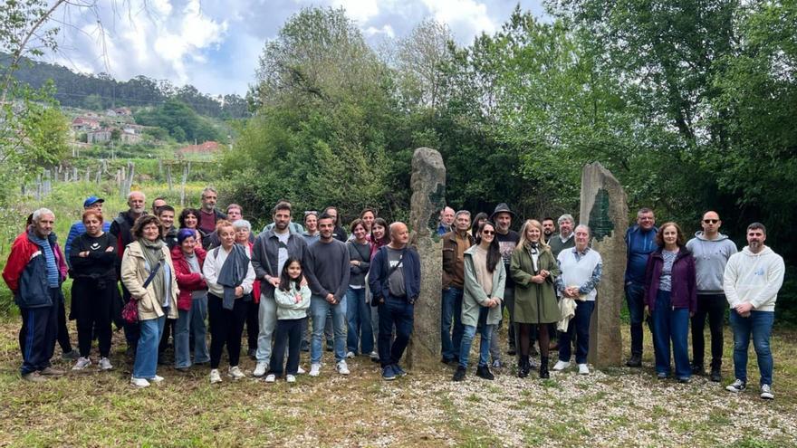 Un grupo de participantes nas Xornadas da Memoria de Salceda. | // FDV