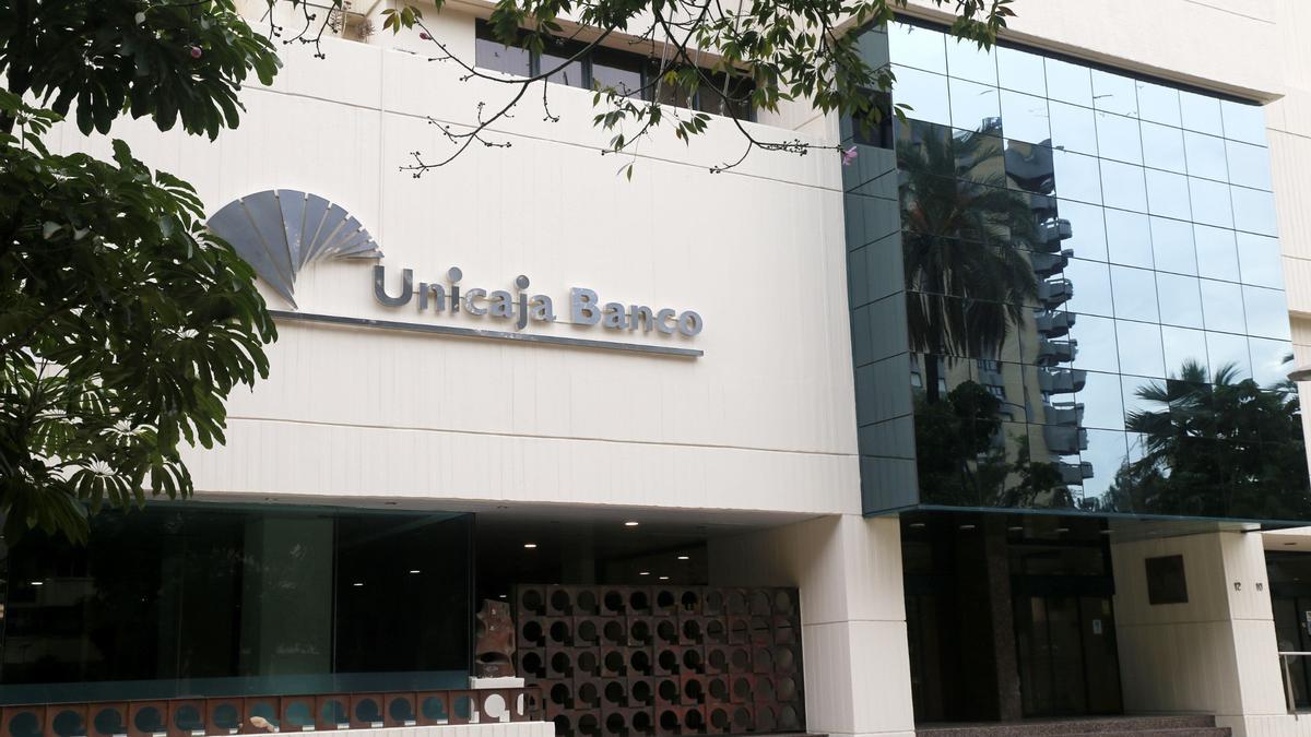 Sede de Unicaja Banco en Málaga.