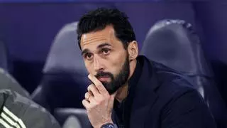 Arbeloa no se pone "ningún plazo" con Courtois y avisa a Bellingham y Mbappé: "Aquí atacamos todos y defendemos todos"
