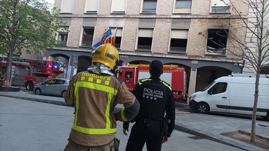 Els Mossos investiguen el foc que ha afectat el fons documental i administratiu de l’Erato de Figueres