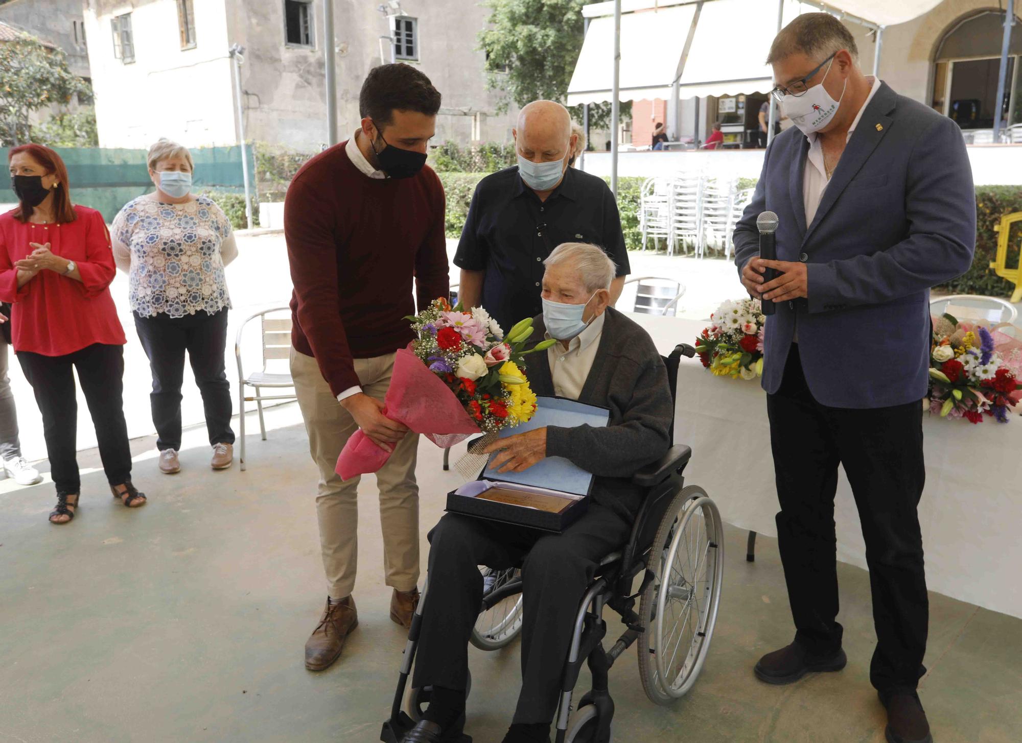 Sagunt rinde homenaje a sus mayores centenarios.