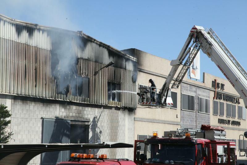 Arde una nave de curtido de pieles en Lorca