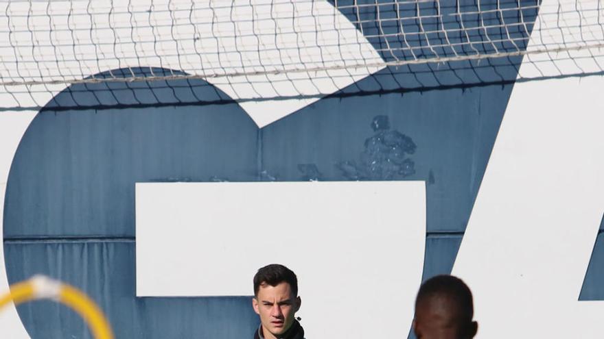 Juanpi Añor, jugador del Málaga CF, durante un entrenamiento reciente en el Anexo de La Rosaleda.