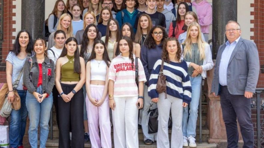 Alumnado y
profesorado del
IES Laxeiro en
Neumünster.