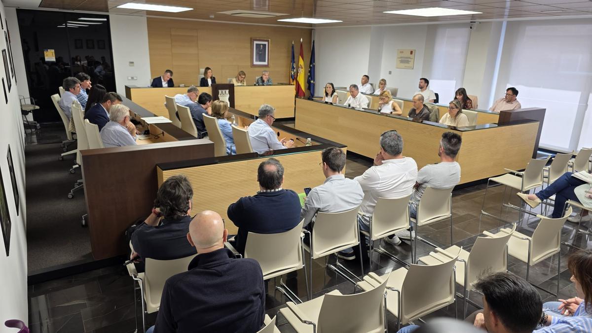Imagen del pleno de Almassora celebrado este lunes.
