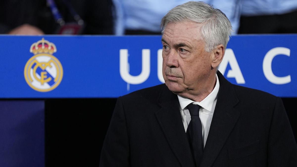 Carlo Ancelotti, entrenador del Real Madrid, durante el partido de Champions frente al Atlético.