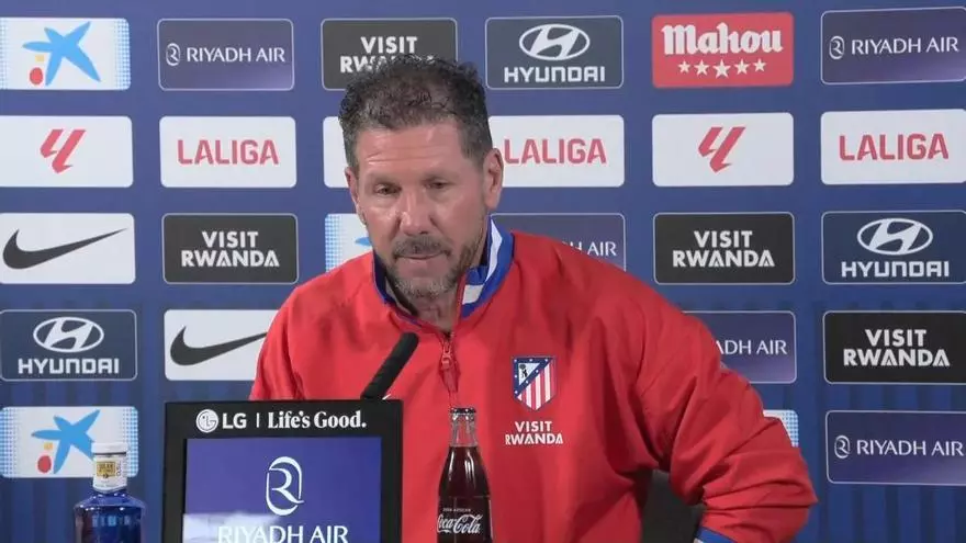 Simeone y la motivación ante el Sevilla: "Por tener esta camiseta, el escudo, la gente..."