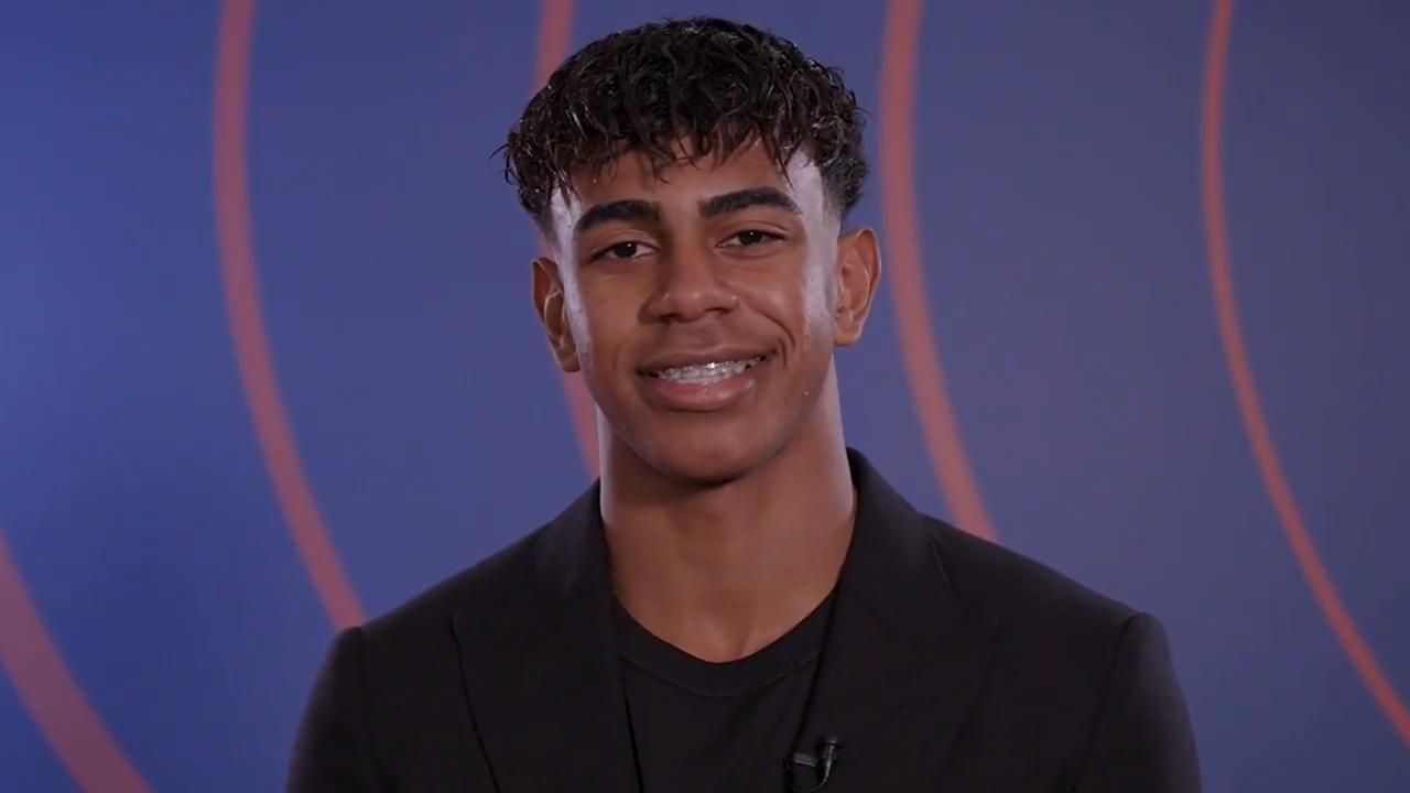 El especial regalo de Lamine Yamal a La Masia por Navidad