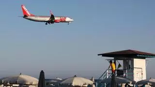 Agresión sexual en un vuelo de Edimburgo a Ibiza: el avión tiene que desviar la ruta