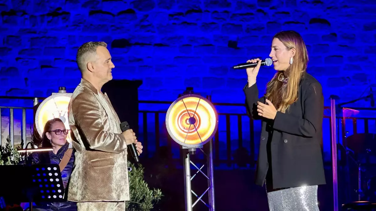 Daniel Anglès i Sofia Ribeiro fan una actuació a Calonge de Segarra