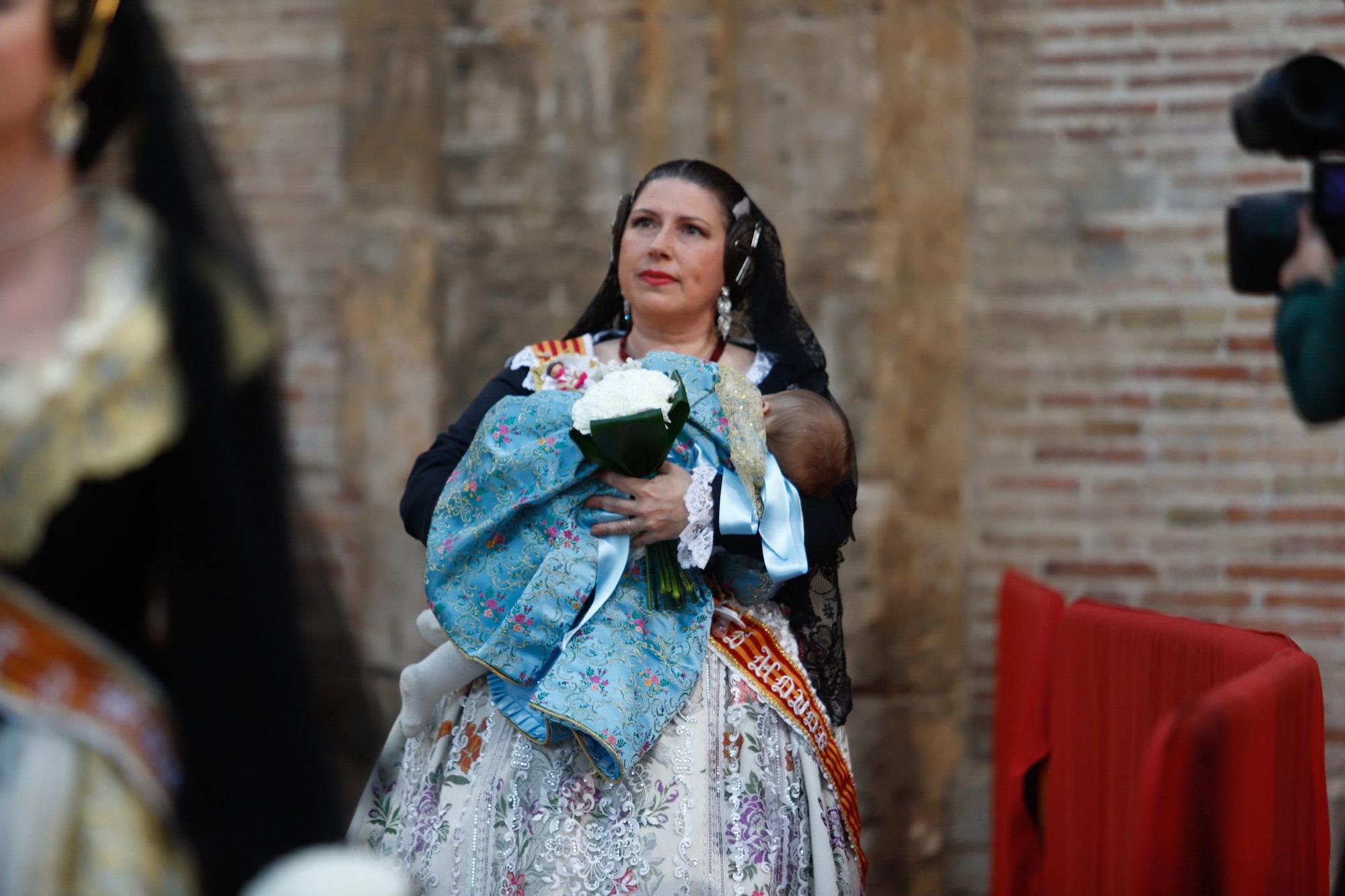 Búscate en el primer día de la Ofrenda en la calle de la Paz entre las 18 y las 19 horas