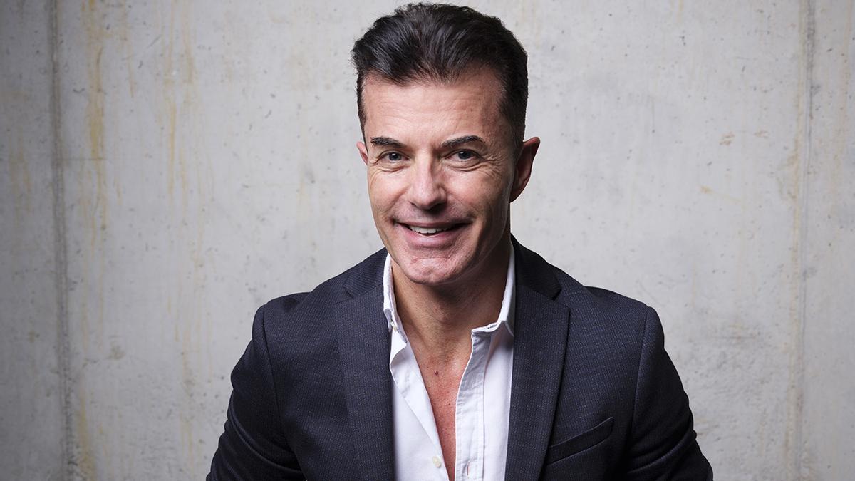 Dr. Manuel Viso, invitado en el Club Faro