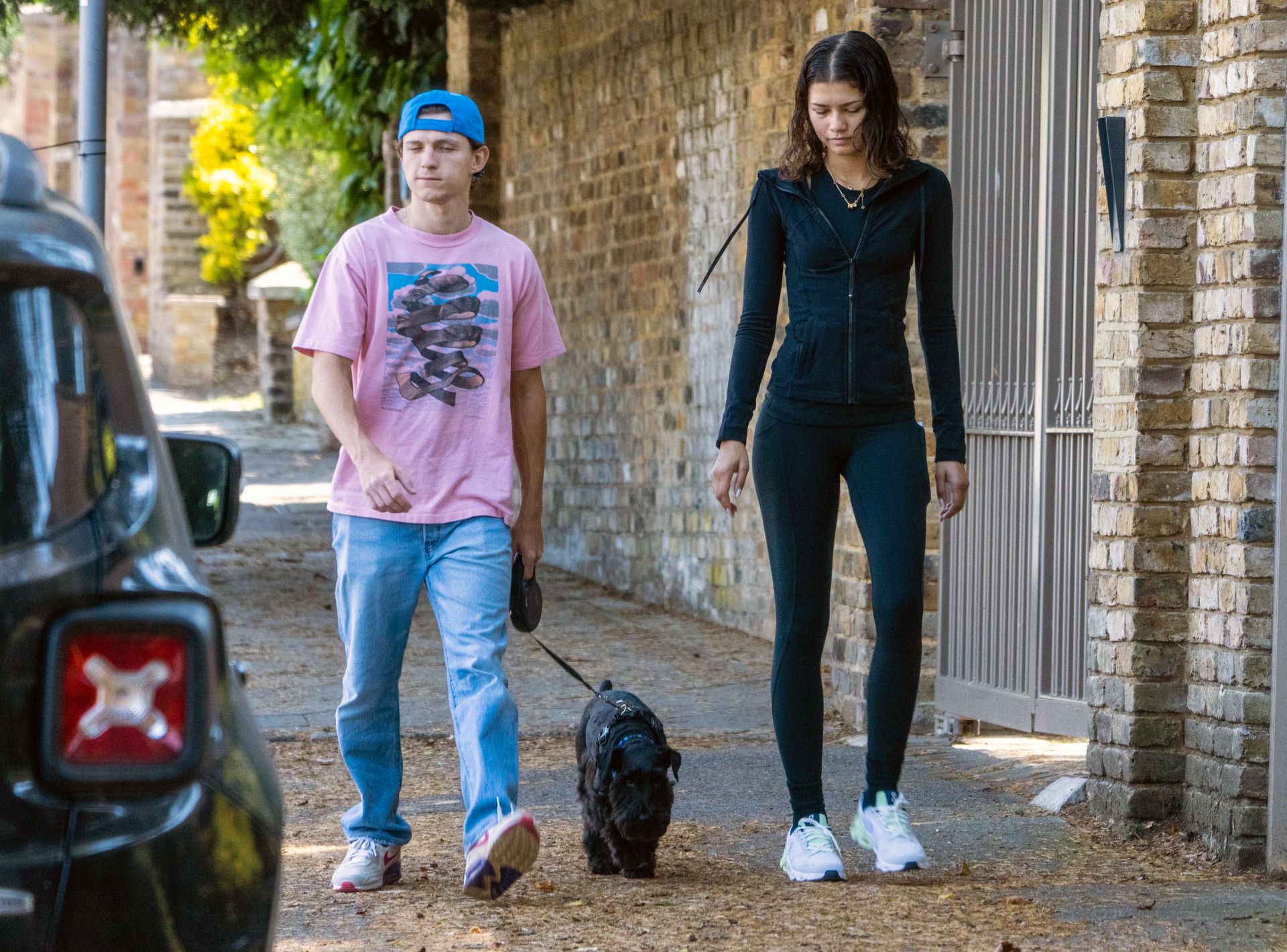 Tom Holland y Zendaya disfrutando de un plan tranquilo en pareja