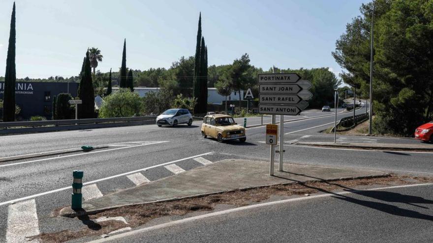 El PSOE critica el retraso de la rotonda de los Cazadores de Ibiza