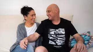David y Aurora, de Vic a un piso de acogida en Barcelona mientras él trata su leucemia: "Si tengo una urgencia, el Clínic está al lado"