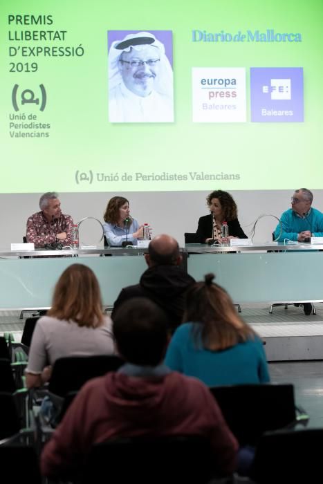 Kiko Mestre recibe el premio Llibertat d'Expressió de los periodistas valencianos