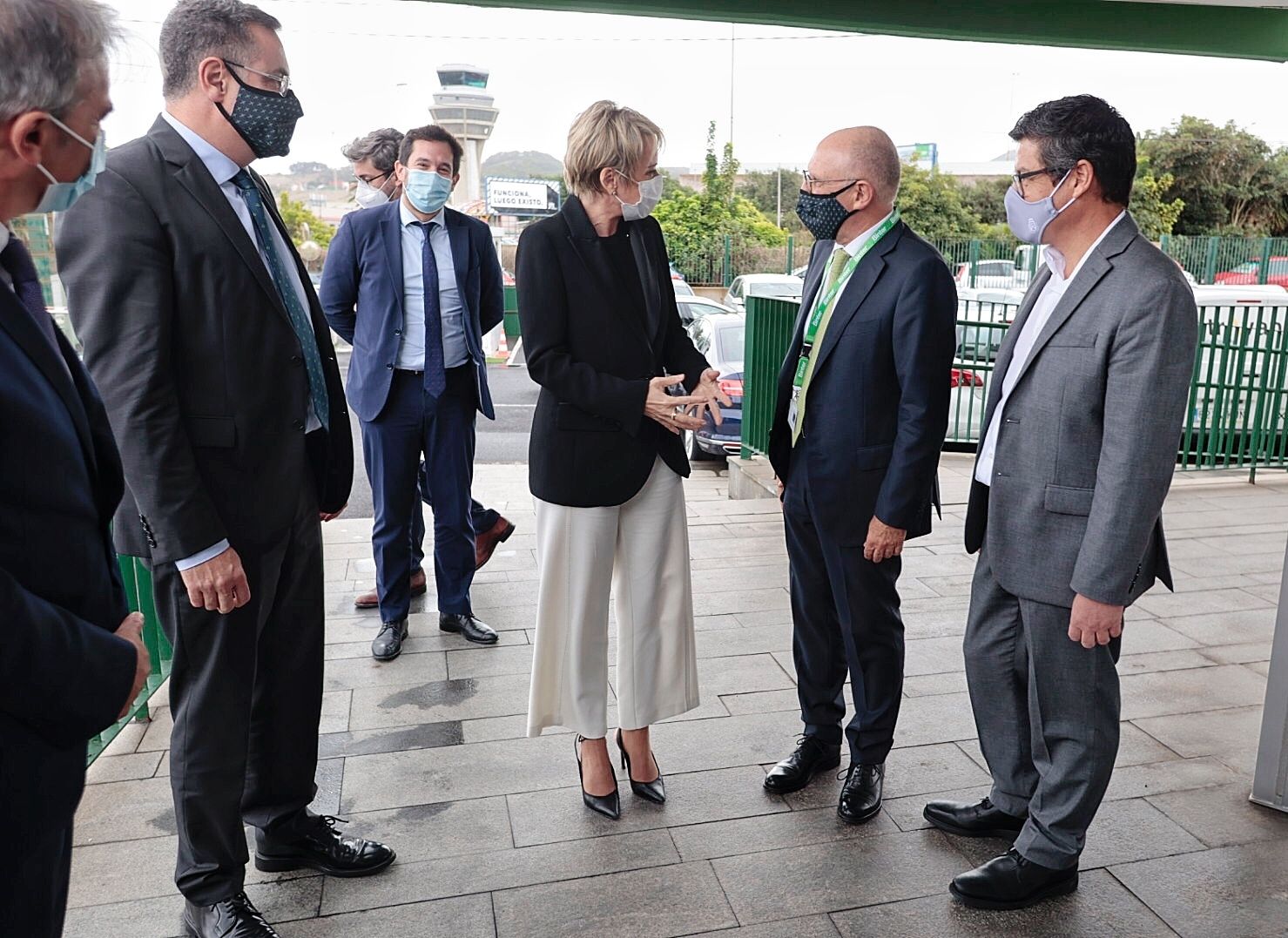 Visita de la secretaria de estado de Digitalización e Inteligencia Artificial a la sede de Binter