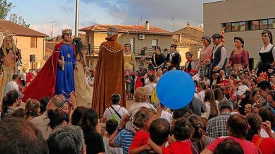 Moià celebra una trobada de gegants molt concorreguda