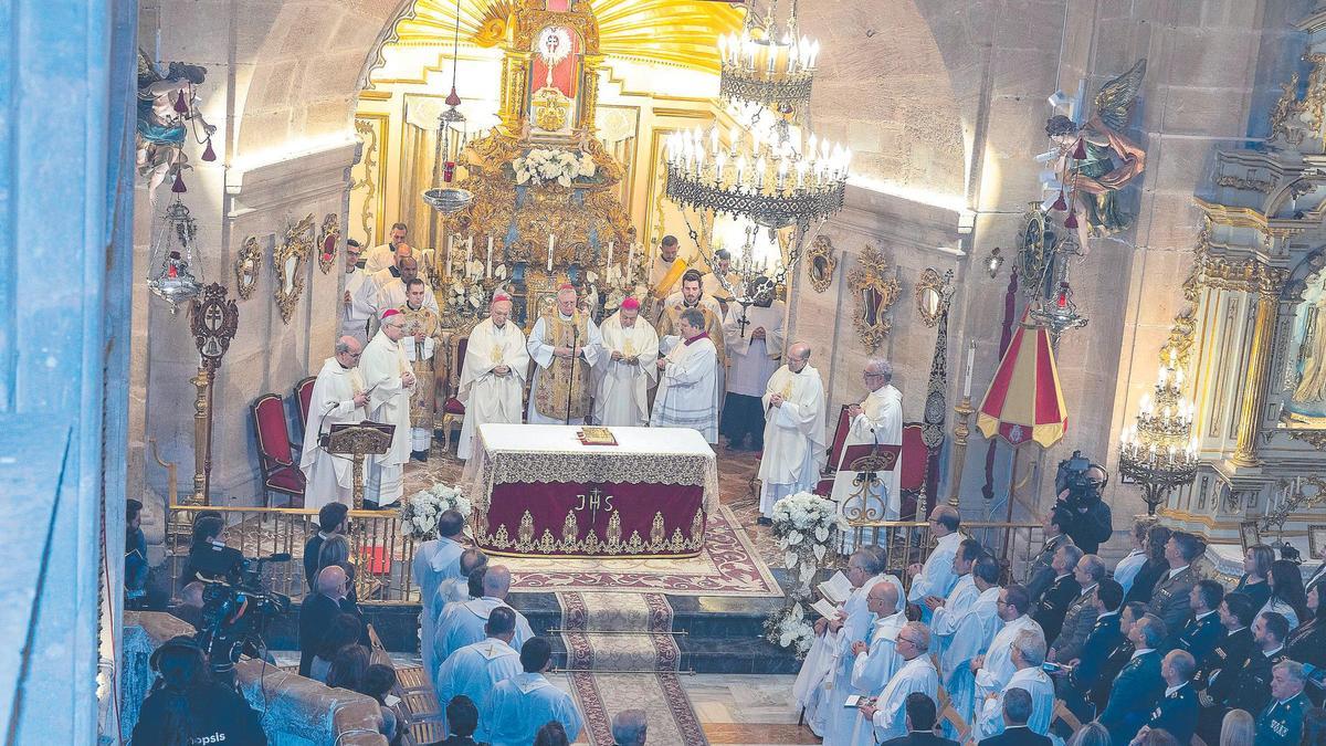 Momento de la clausura del Año Jubilar 2024, en la Basílica de la Vera Cruz de Caravaca.