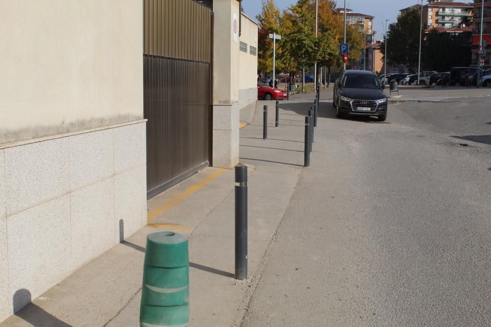 El carrer Arquitecte Montagut de Manresa, un punt negre per a la mobilitat