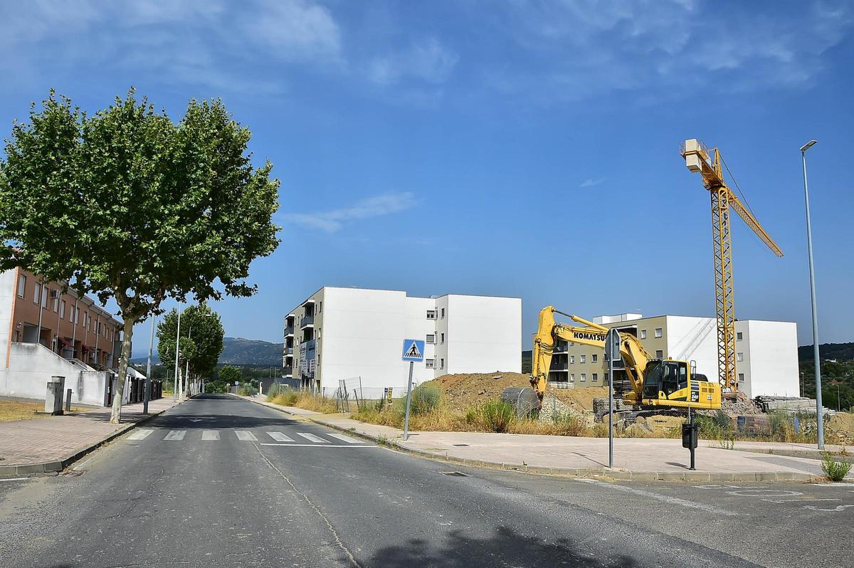 Imágenes de la zona donde se construirán 26 viviendas protegidas en Plasencia