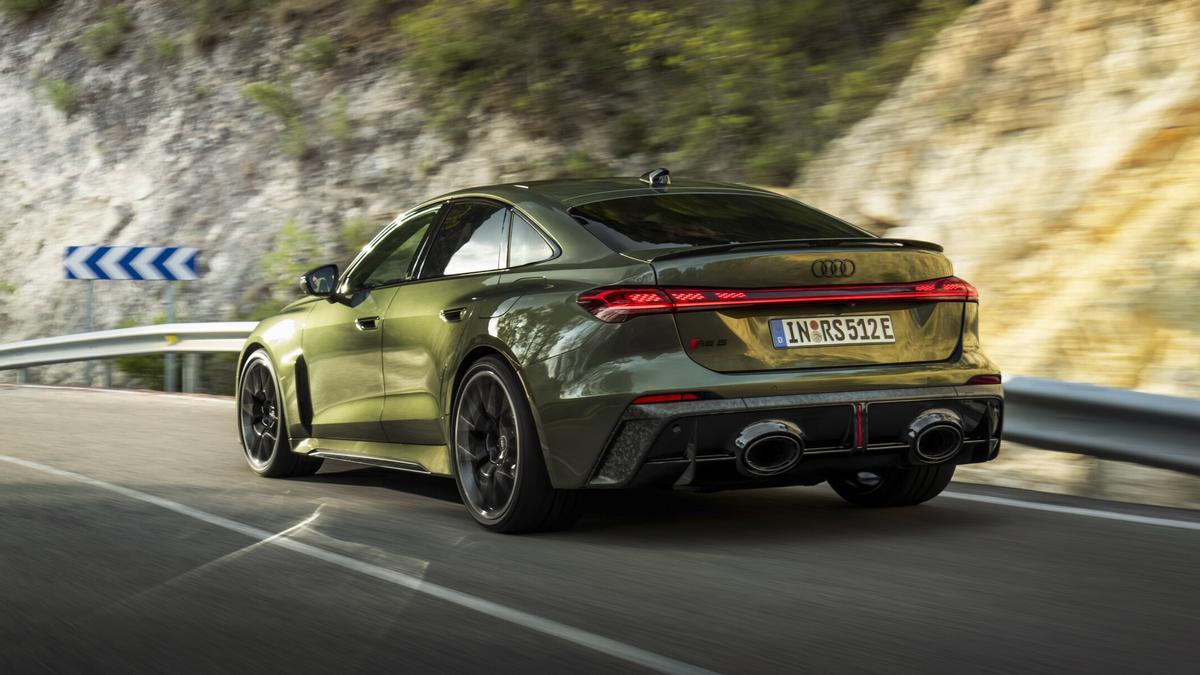 Audi RS 5 Sedan