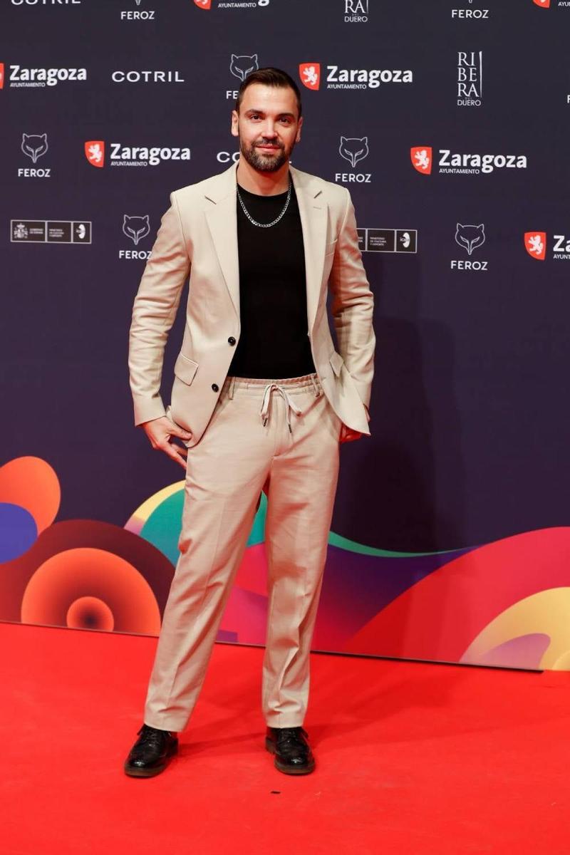 Adrian Silvestre en los Premios Feroz 2022