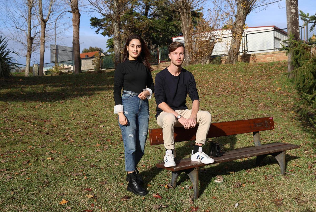 Los dos auxiliares de conservación, ayer en Vigo