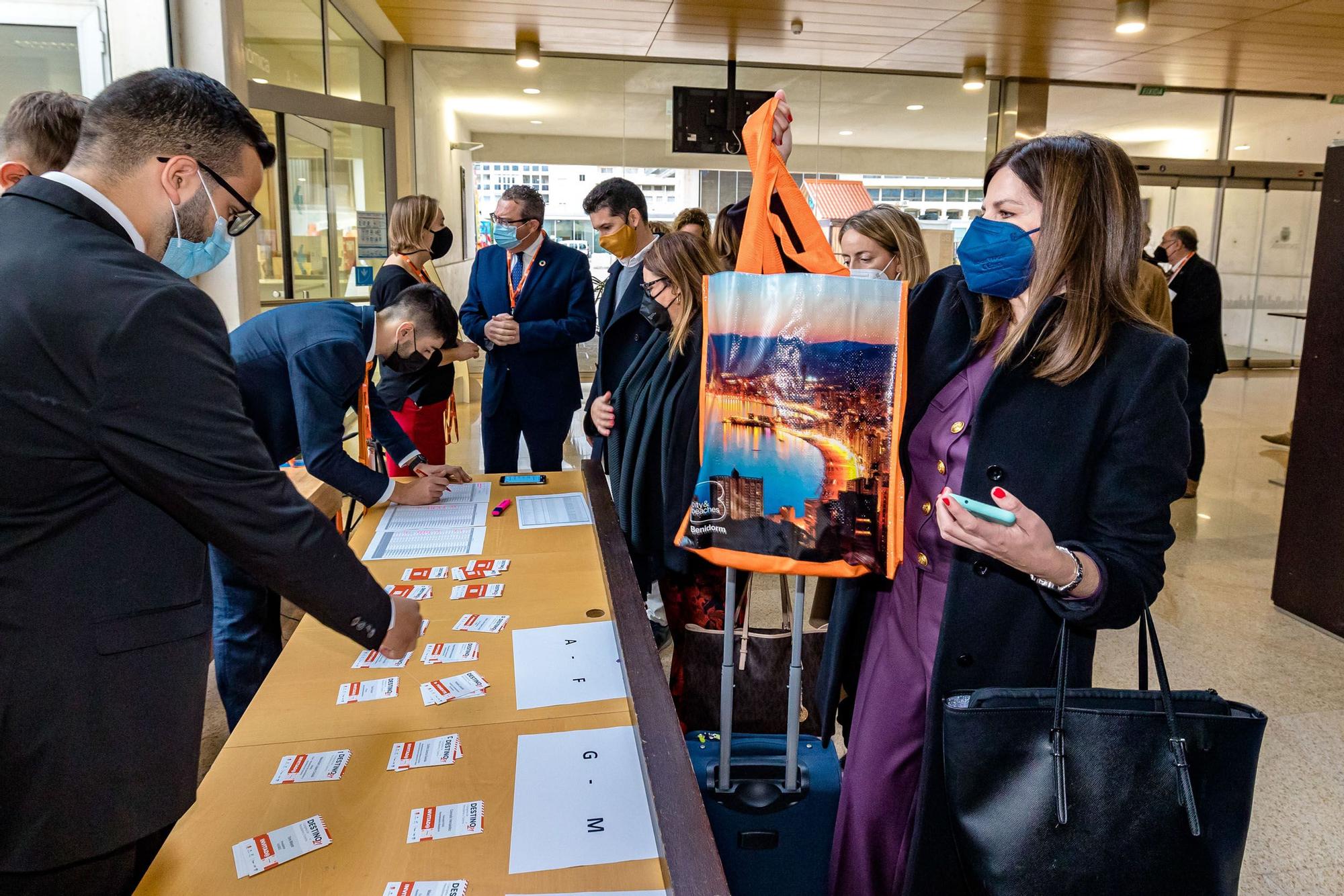 Benidorm acoge un congreso de periodismo y turismo