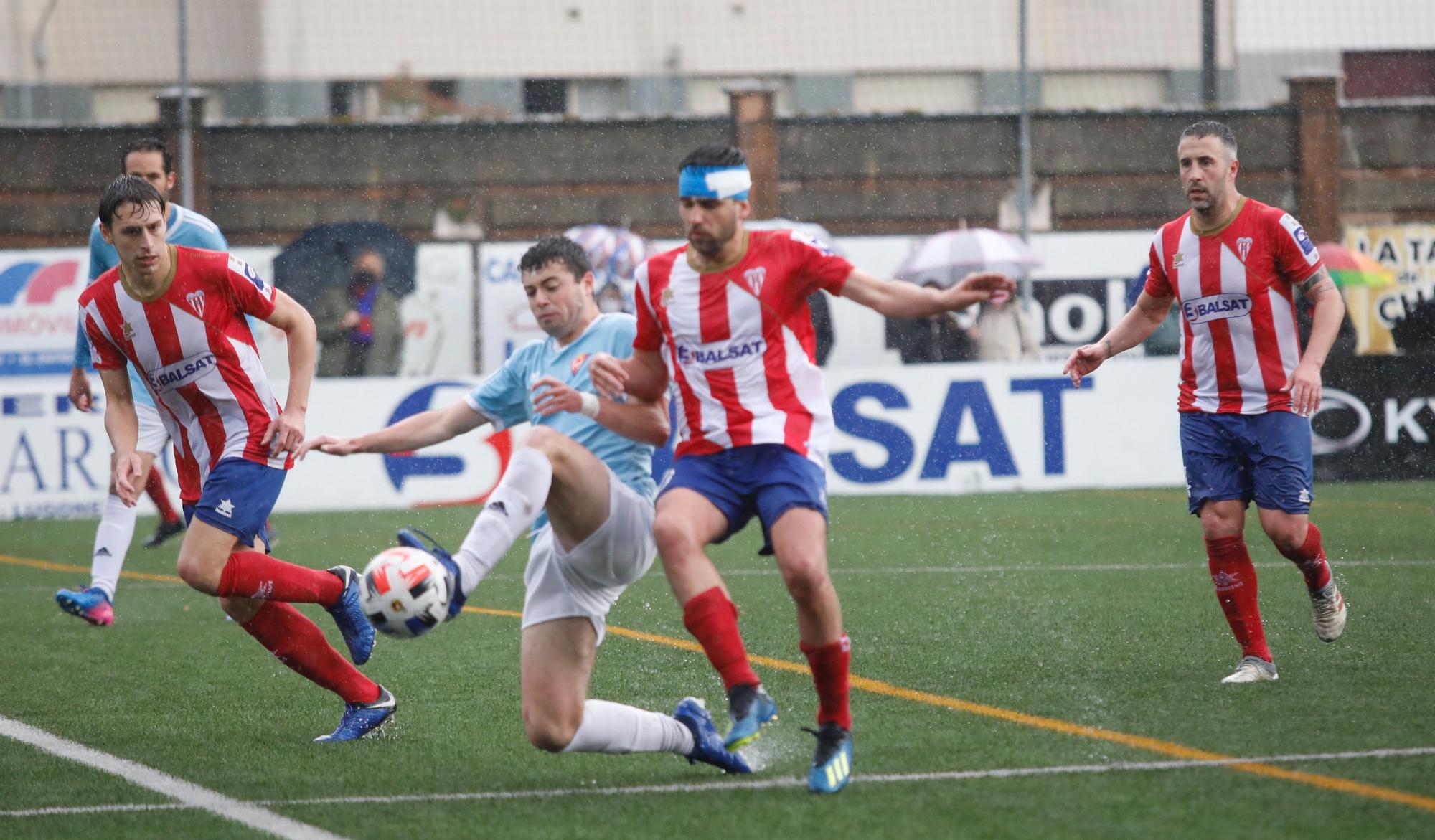 Las mejores imágenes de la jornada de Tercera División: Ceares y Llanera sacan un billete a Segunda RFEF